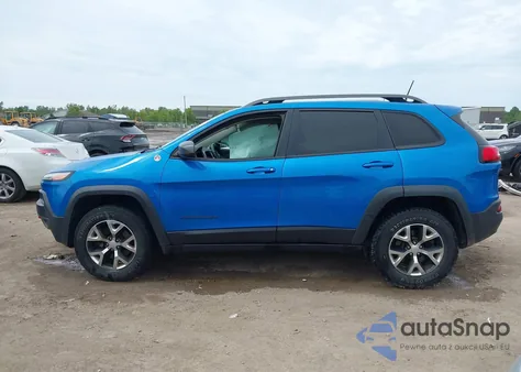 2017 Jeep Cherokee Trailhawk 4X4 from USA, damaged, VIN 1C4PJMBS2HW612792